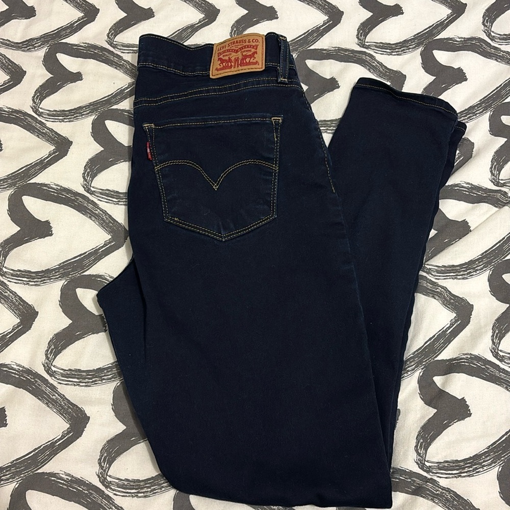 Women’s Levi 710 Super Skinny Jeans Size 31